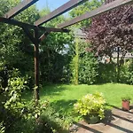 Elegantes Haus, Bikes, Ruhig, Garten, Seenaehe, Ab 6 Jahre Nyaraló
