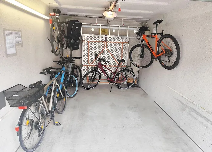 Elegantes Haus, Bikes, Ruhig, Garten, Seenaehe, Ab 6 Jahre 度假居 *