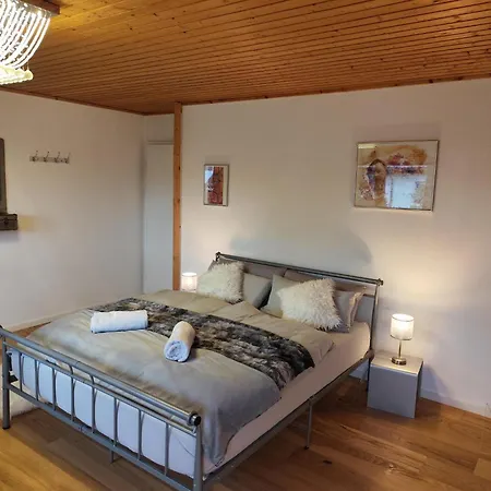Elegantes Reihenhaus, 700 M Vom See, Zentral, Neu, Ruhig, Grün, Mindestens 6 A Alt *
